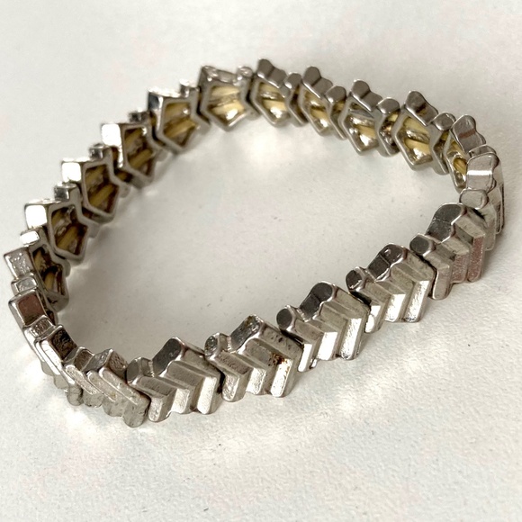 Chevron Stretch Bracelet - Silver - Picture 3 of 5